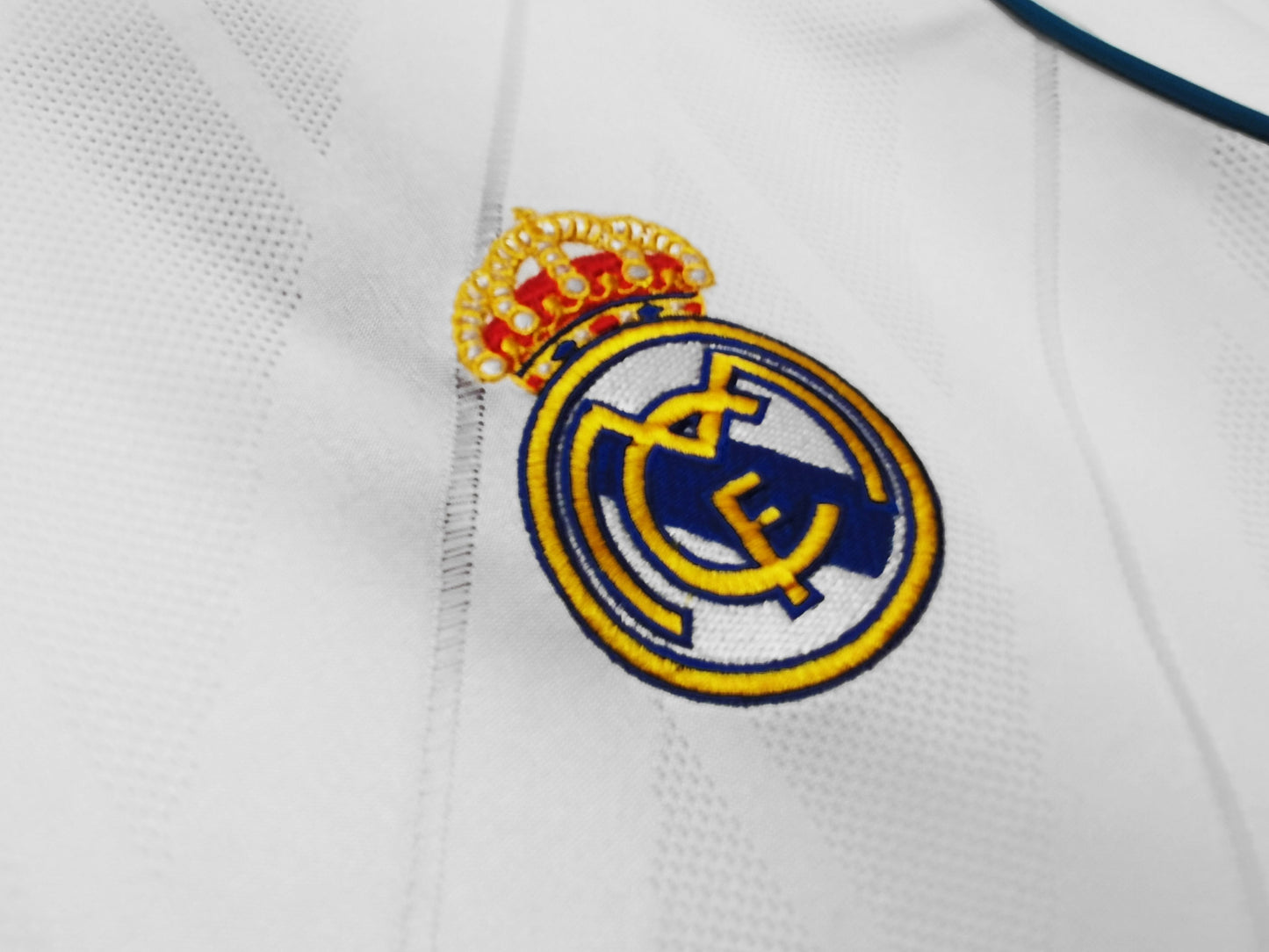 Real Madrid 17/18 Home Jersey