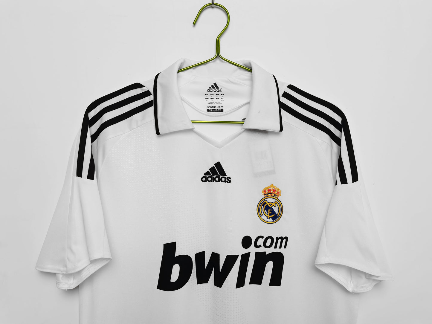 Real Madrid 08/09 Home Jersey