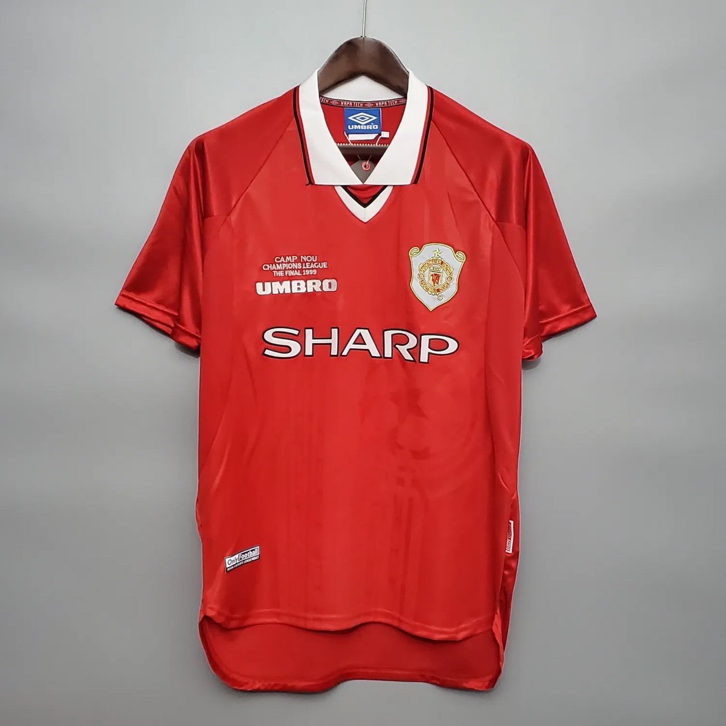 Manchester United  99/00 Home Jersey