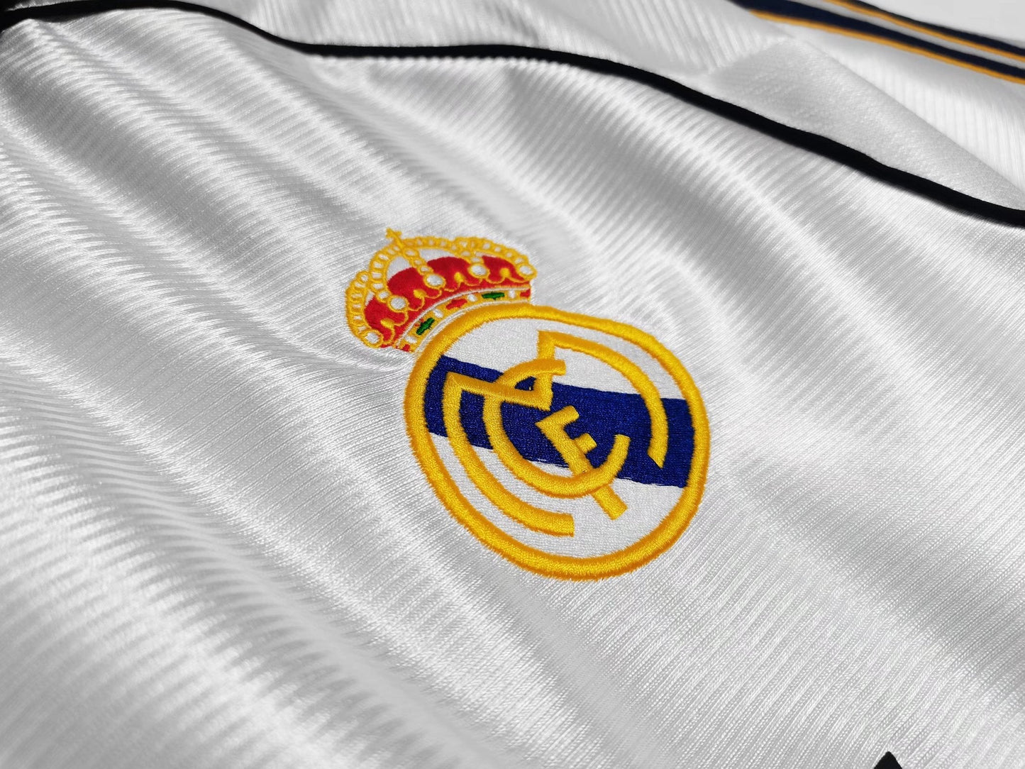 Real Madrid 98/00 Home Jersey