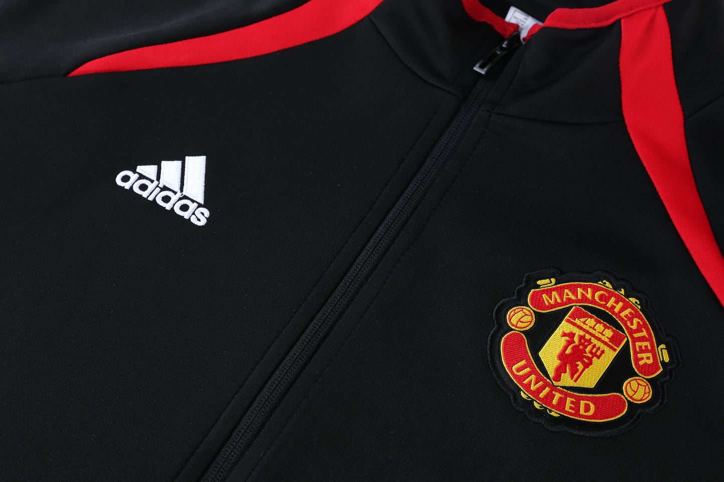 Manchester United 21/22 Half-Zip Tracksuit - Black/White/Red